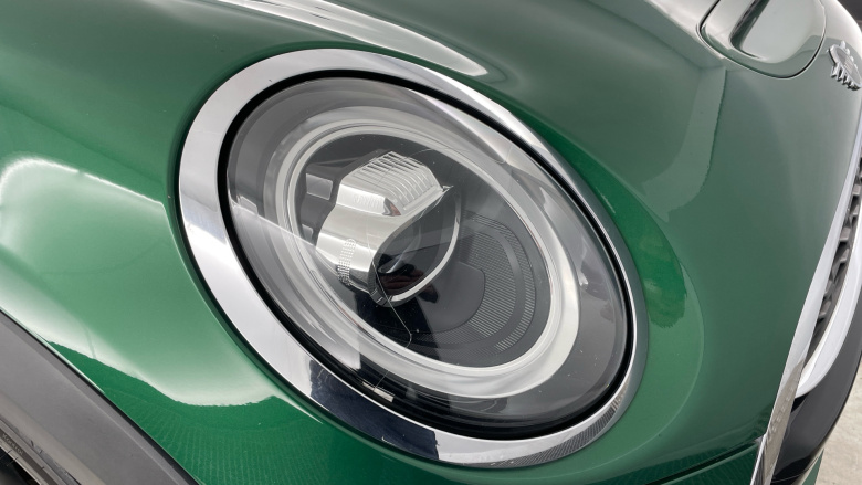 MINI Hatchback 2.0 Cooper S Sport II 3dr Auto [Comfort/Nav Pack] Petrol Hatchback